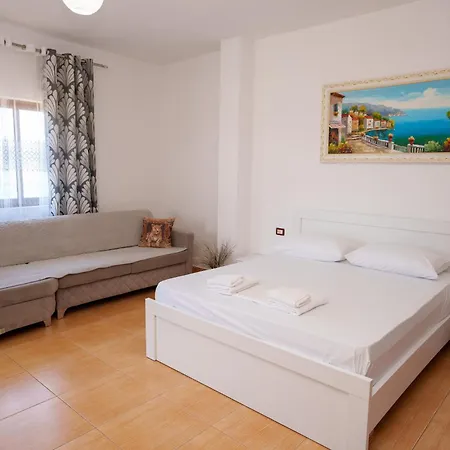 Apartament Resuli Saranda